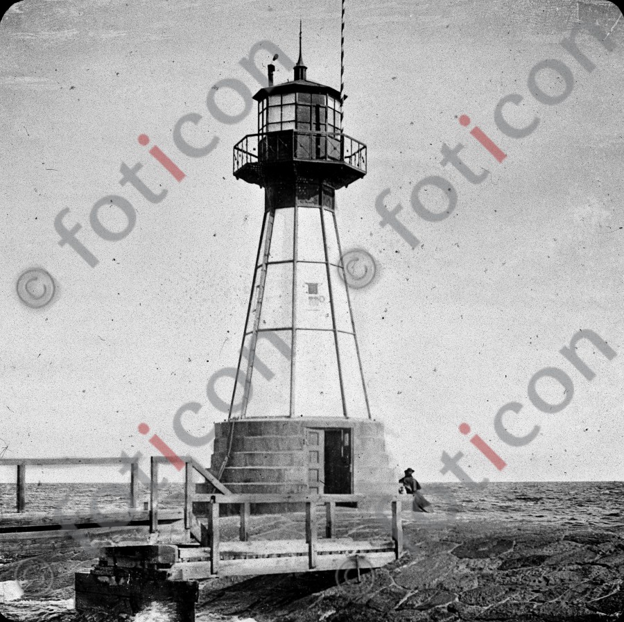 Leuchtturm Neufahrwasser | Lighthouse Neufahrwasser (foticon-600-simon-danzig-055-sw.jpg)